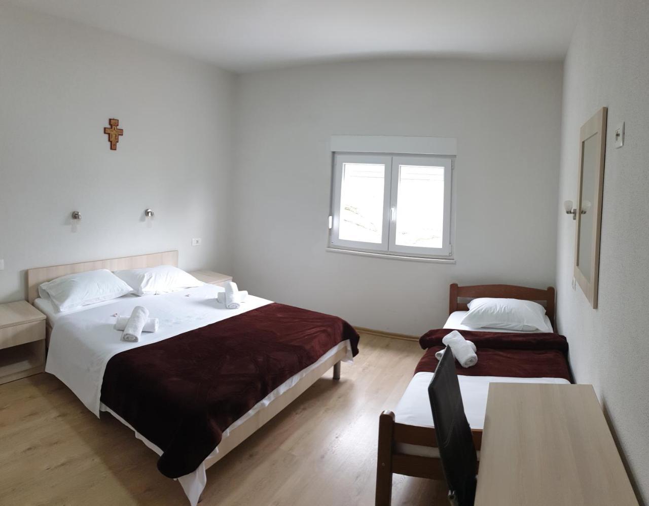Pansion Matija Bed and Breakfast Međugorje Kamer foto